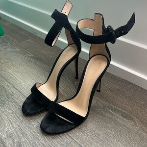 Black strap heels, fit a size 6 feet, but bought in size 35